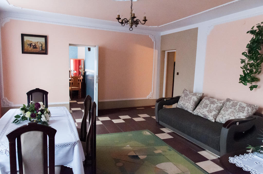 Uslugi Hotelarskie Las Vegas Miedzyrzec Podlaski Ruang foto